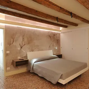 https://ca-riva-del-vin.hotelslidodijesolo.com